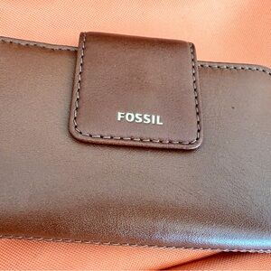 Fossil Tan Leather Bi-Fold Wallet